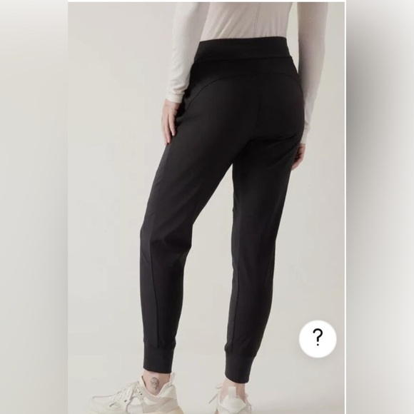 Athleta Headlands Hybrid Trek Ladies Black Joggers with Zipper Pockets, Size 4 - Picture 2 of 8